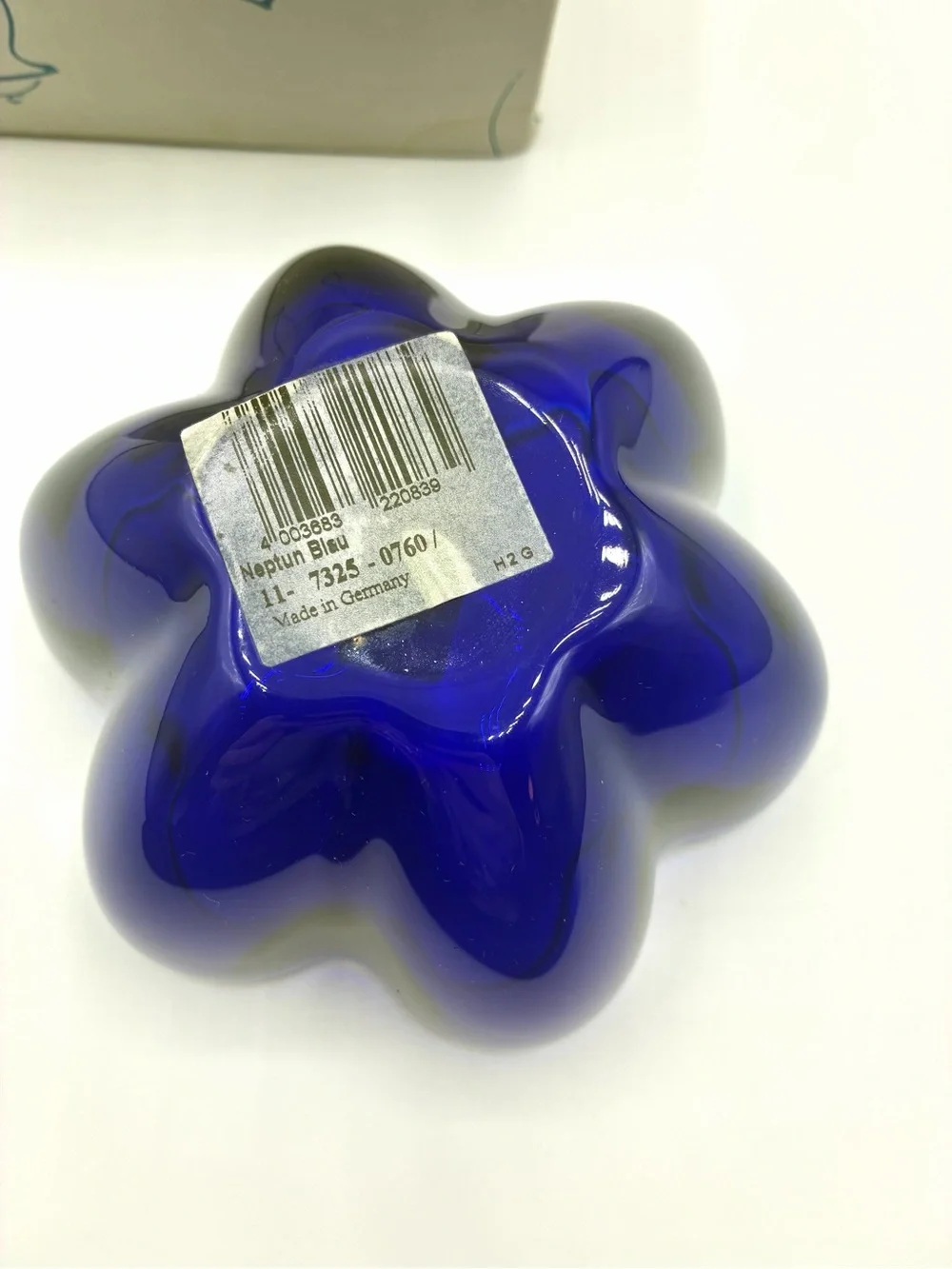 Villeroy & Boch Neptun Blau Cobalt Blue Scalloped Glass Bowl w Box